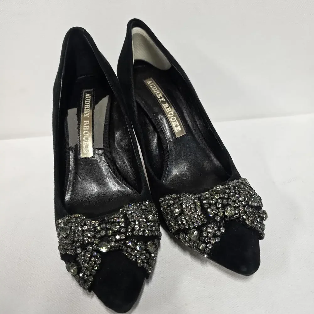 Audrey Brooke‎ Black Suede Heels with Bejeweled Bow 6M - Picture 4 of 7